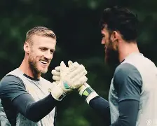 zoty中欧体育中国官方网站-关于风云突变阿贾克斯关键时刻更衣室发声皇家社会战术微调备战英超，风云突变北京首钢国际比赛日队长鼓劲看傻球迷的信息