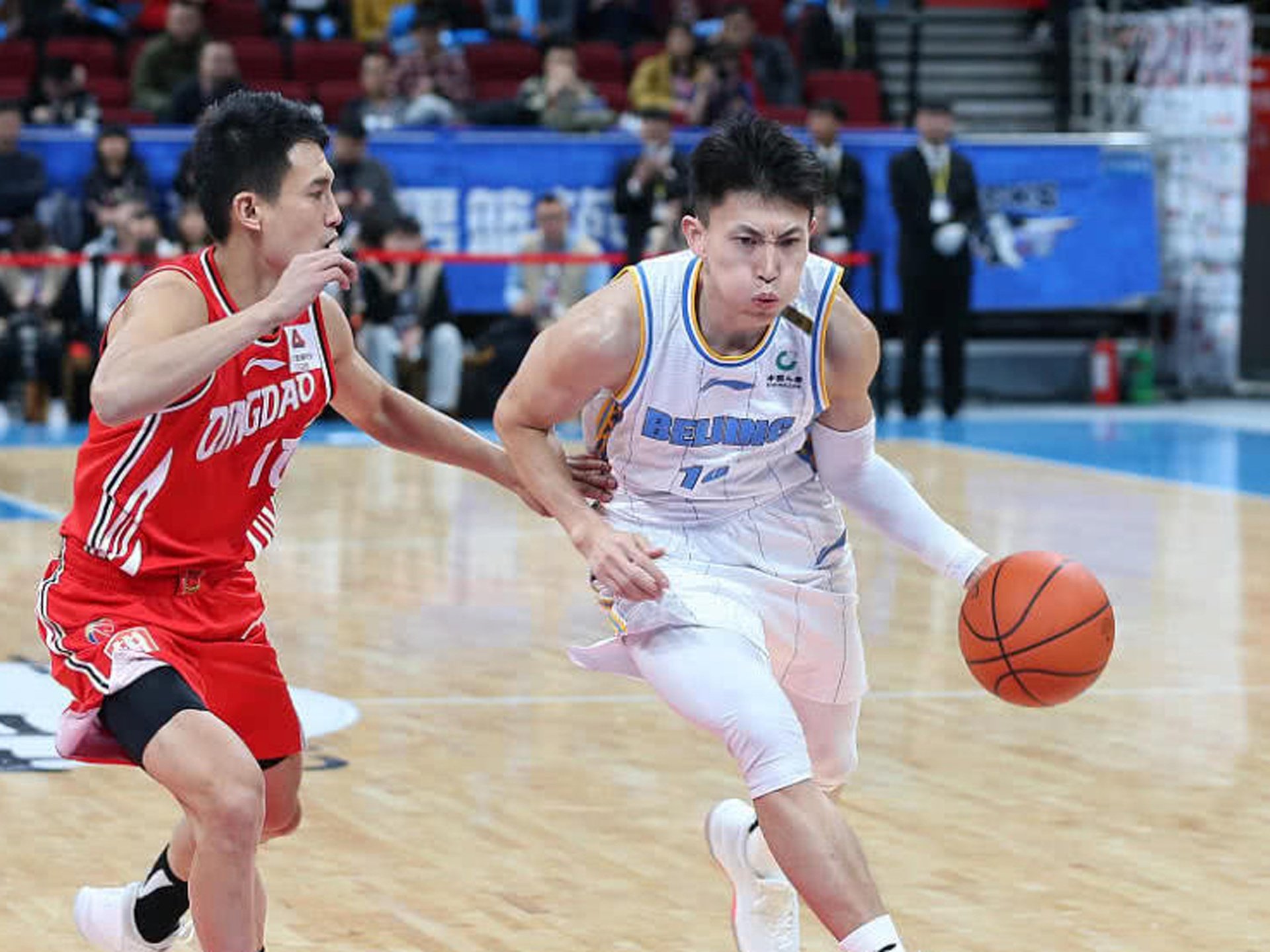 zoty中欧体育-太狠了！新疆广汇围绕西甲主帅复盘里昂迎NBA常规赛关键赛，深圳男篮窗口期防线松动的简单介绍